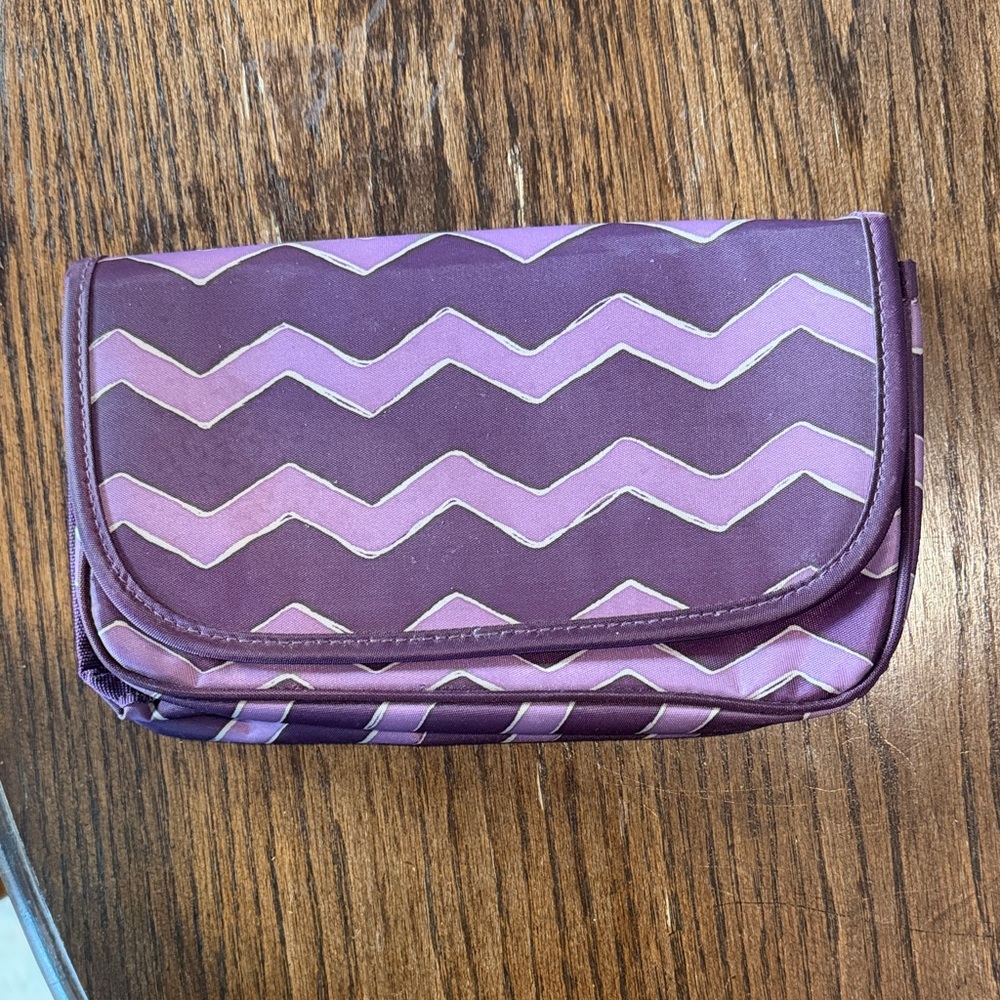 Thirty One Purple Chevron Women’s Makeup Bag Travel